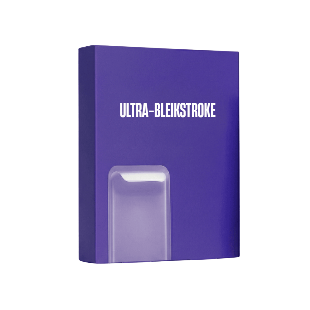 Ultra-bleikstroke handelsdoos vir mondversorging, ontwerp vir 'n helderder en gesonde glimlag.