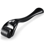 Aardlig MicroGlow Roller, a lightweight handheld microneedle roller for skin care.